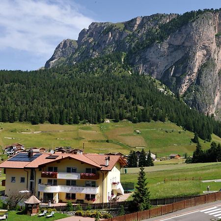 Garni Hotel Bel Vert Selva di Val Gardena Ngoại thất bức ảnh