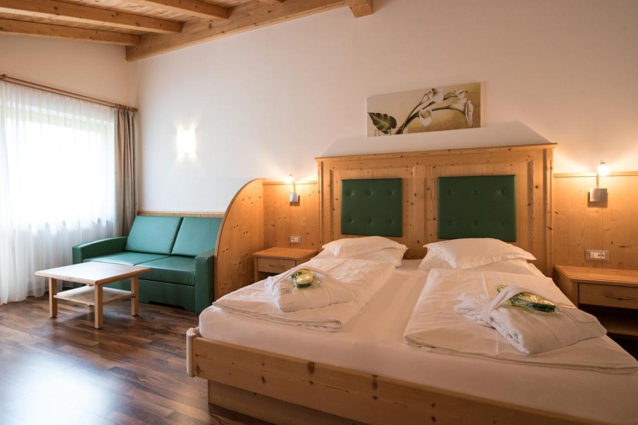 Garni Hotel Bel Vert Selva di Val Gardena Ngoại thất bức ảnh