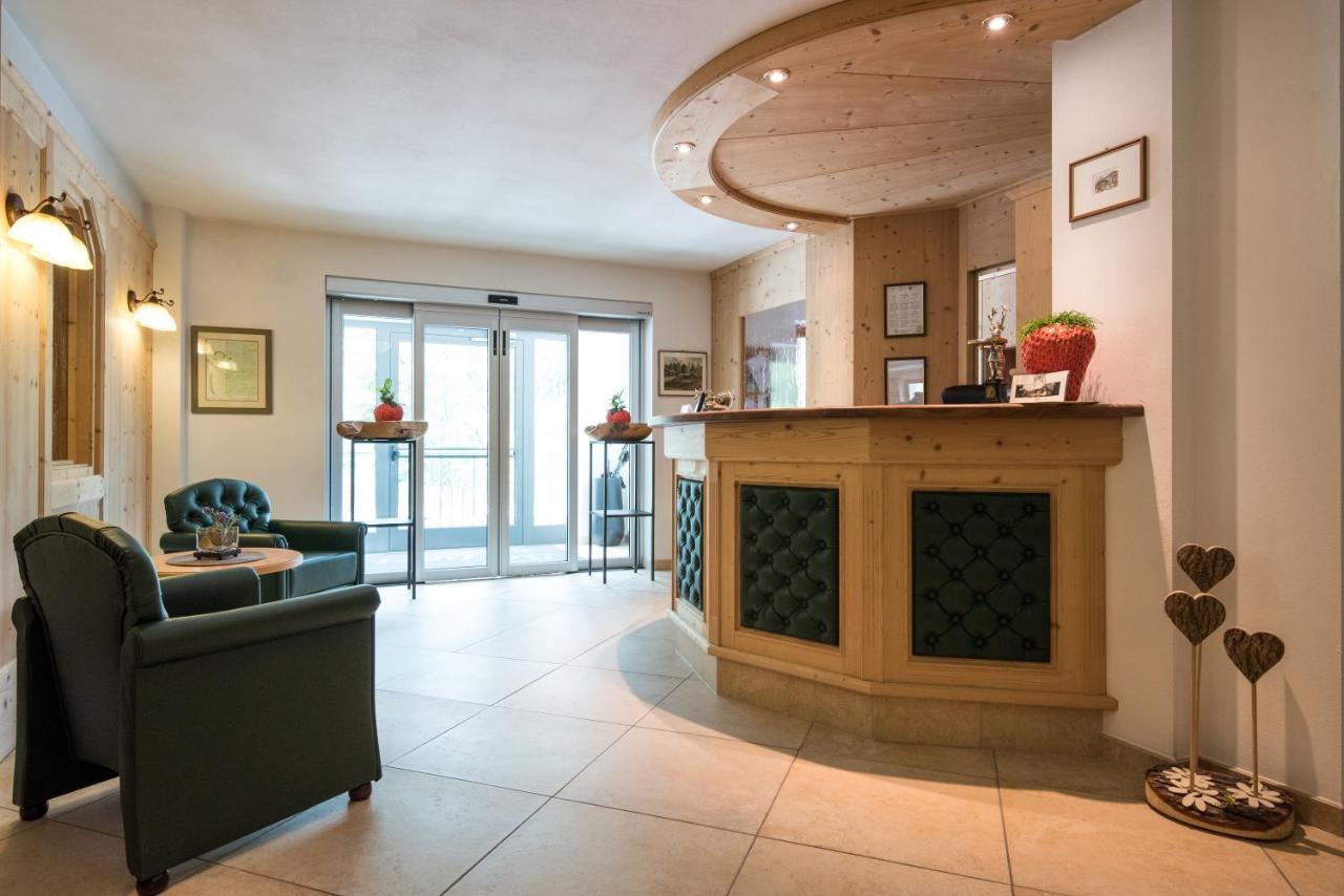 Garni Hotel Bel Vert Selva di Val Gardena Ngoại thất bức ảnh