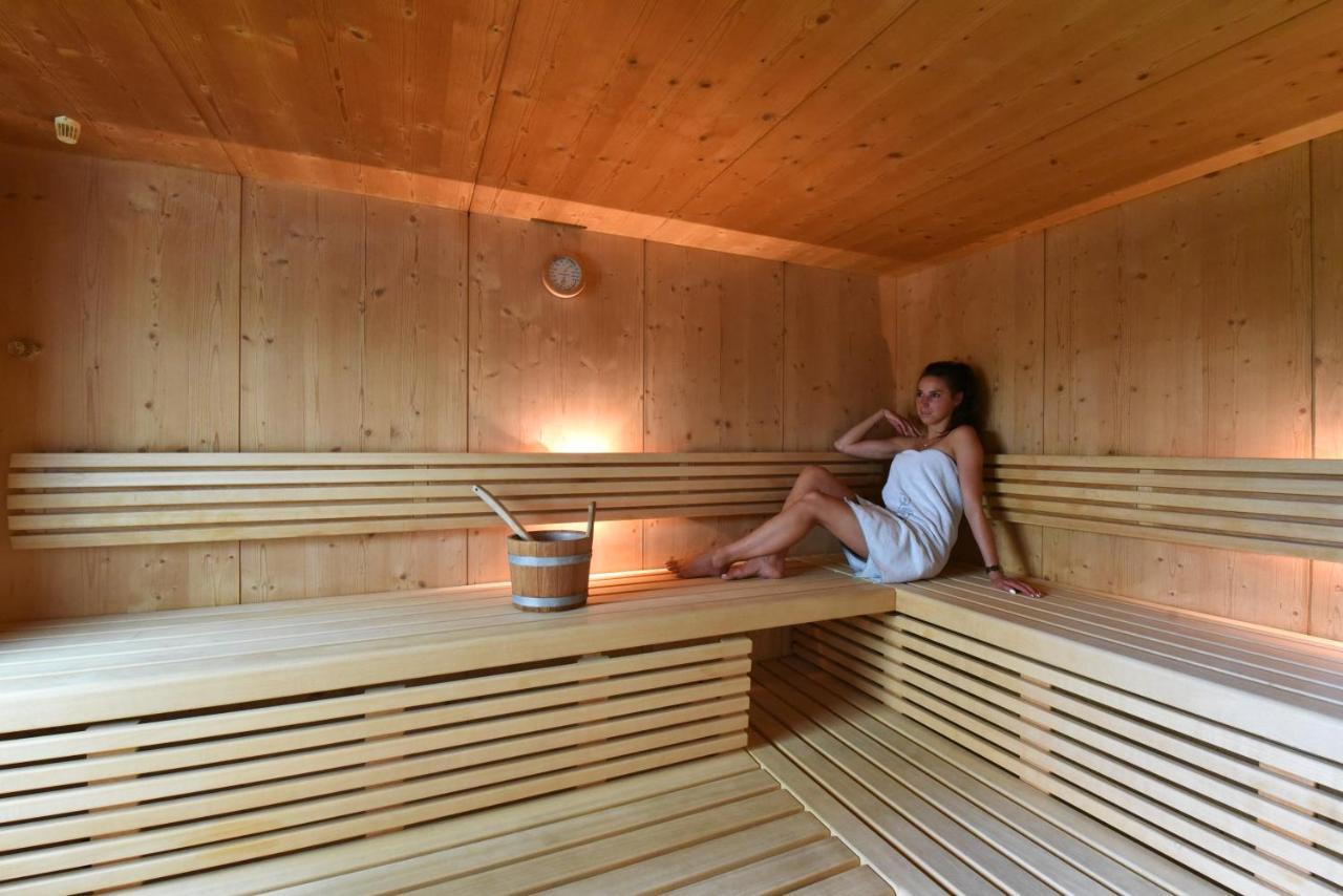 Garni Hotel Bel Vert Selva di Val Gardena Ngoại thất bức ảnh