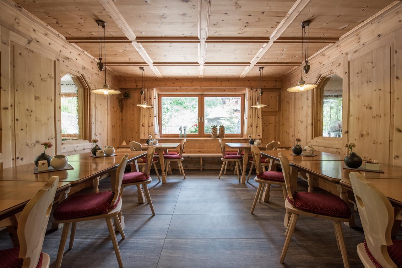 Garni Hotel Bel Vert Selva di Val Gardena Ngoại thất bức ảnh